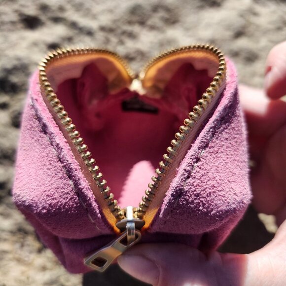 Portland Leather Small Dopp Keychain Pink Suede Leather Zipper Pouch New - Picture 6 of 6